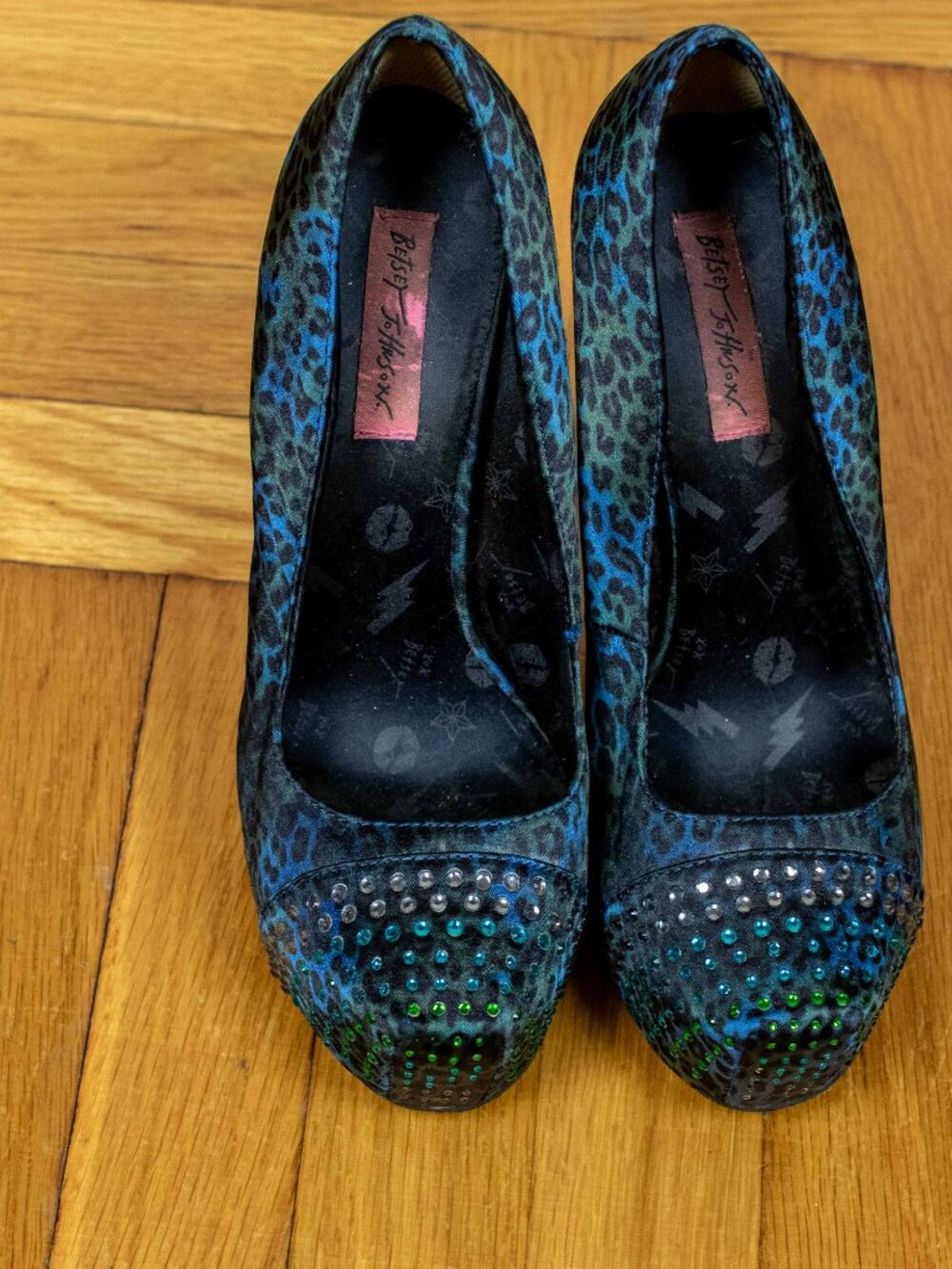 Betsey Johnson Platform Leopard Heels - Picture 2 of 4
